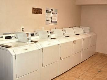 Intown Suites Extended Stay Birmingham Al - Lakeshore Parkway Eksteriør billede